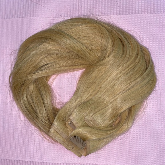 Honey Blonde #27 Clip In Hair Extensions 7 pieces - Picture 1 of 2